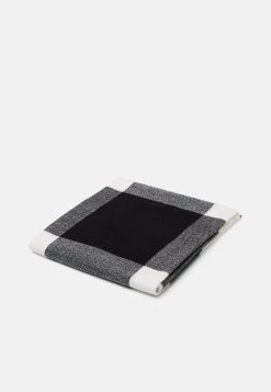 Pier One UNISEX - Foulard Prix Équitable foulards et écharpes carreaux -Promos Pier One Boutique dbd2ed8979a0469a86c3e404281c5a72