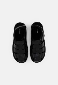 Pier One Sandales Prix Imbattable rond homme -Promos Pier One Boutique de31f8b3fefb4eb089d912be8806df8b