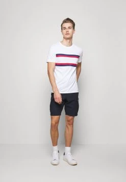 Pier One T-shirt imprimé Prix Sympa t-shirts col rond homme 11 Pier One T-shirt imprimé Prix Sympa t-shirts col rond homme -Promos Pier One Boutique de745d6ee0604d429e8da61b4817964b