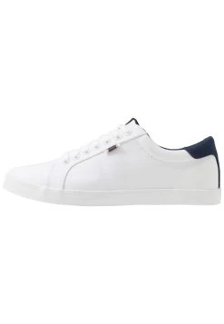 Pier One UNISEX - Baskets basses Prix Imbattable baskets & sneakers rond 15 Pier One UNISEX - Baskets basses Prix Imbattable baskets & sneakers rond -Promos Pier One Boutique e027eb56c0404608a8d233036ad5aa15 1