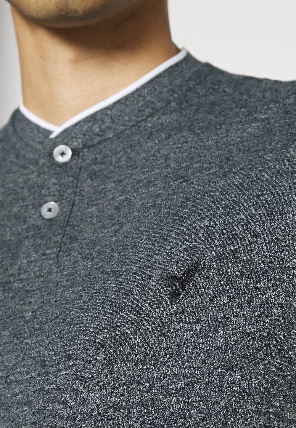 Pier One Polo Bon Rapport Coût-Efficacité t-shirts col tunisien homme 8 Pier One Polo Bon Rapport Coût-Efficacité t-shirts col tunisien homme – Image 6