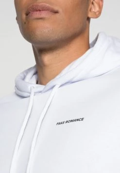 Prix Légers Pier One UNISEX - Sweat à capuche pulls et gilets -Promos Pier One Boutique e1cf43645c2f4c2abb15a271a17b4eff