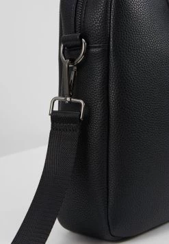 Pier One Sac ordinateur Discount En Ligne sacs compartiment pour pc portable homme -Promos Pier One Boutique e25e861b1f9444b79c12265432ffc2a5