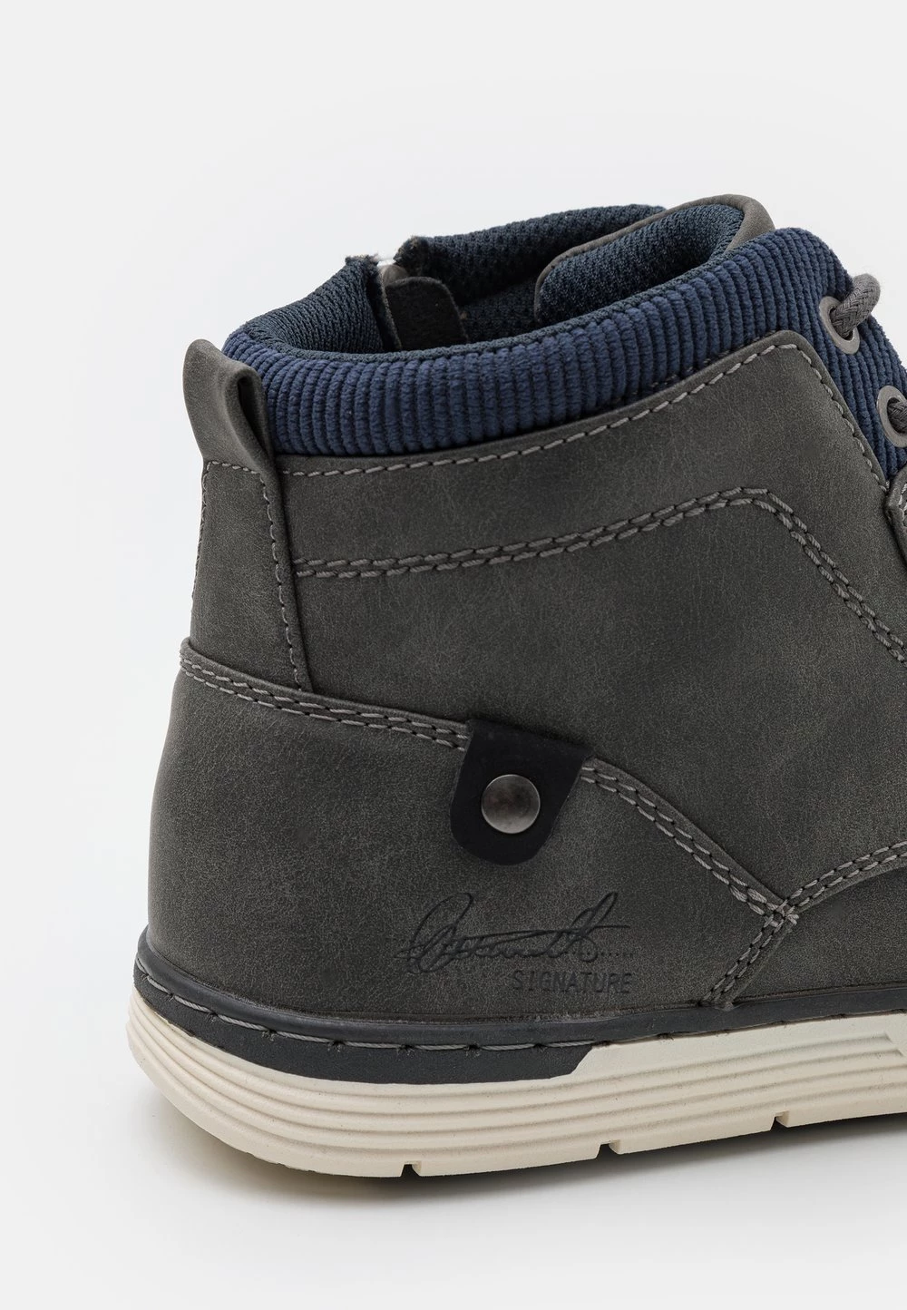 Pier One Baskets montantes Prix Abordable baskets & sneakers rond homme 8 Pier One Baskets montantes Prix Abordable baskets & sneakers rond homme – Image 6