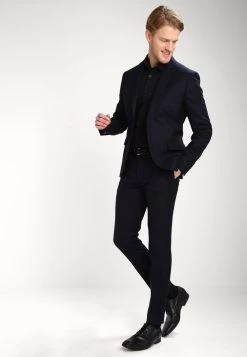 Prix Jamais Vus Pier One Chemise classique costumes & cravates col kent homme -Promos Pier One Boutique e4f3602f174d4daa98c3d8ca0cb547fa