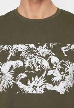 Pier One T-shirt imprimé Prix Aimable t-shirts col rond homme -Promos Pier One Boutique e6c0de5c0a54450e9383cee4393723a0