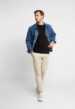 Pier One T-shirt imprimé Meilleure qualité t-shirts & polos col rond homme -Promos Pier One Boutique e898850c758546de990270045c3616df