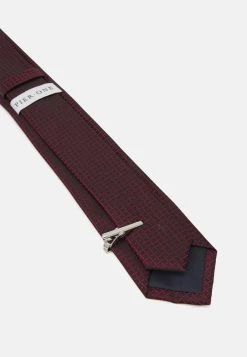 Pier One SET - Cravate Prix Dynamité pochettes de costume homme homme -Promos Pier One Boutique e90052024f1b4924abba180eeb3967db