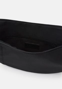 Pier One UNISEX - Sac bandoulière Produit de première qualité sacs et bagages compartiment pour téléphone portable -Promos Pier One Boutique ec17517b68a640c9931c186b5641a337