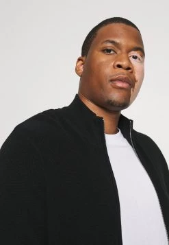 Pier One Gilet Prix Dynamité pulls et gilets col officier homme -Promos Pier One Boutique ecf76dcca9d14392807daf84b3a8d95b