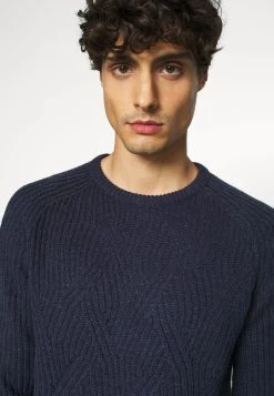 Soldes Pier One Pullover pulls et gilets col rond homme 14 Soldes Pier One Pullover pulls et gilets col rond homme -Promos Pier One Boutique ee37c809de9b4b2a9e38b3f62829d8da