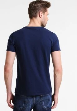 Qualité absolue Pier One T-shirt imprimé t-shirts & polos col rond homme -Promos Pier One Boutique ef801e5034b9467b90ef00327857fd33