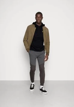 Pier One Sweat à capuche Discount En Ligne sweats & hoodies homme -Promos Pier One Boutique efce3d940b954a1783bc39f1240a1099