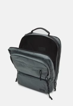 Pier One UNISEX - Sac à dos Qualité Fiable sacs compartiment pour pc portable 8 Pier One UNISEX - Sac à dos Qualité Fiable sacs compartiment pour pc portable -Promos Pier One Boutique f079cd14bd5644d998c4291bf47737ca
