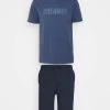 Pier One Pyjama Prix Refroidis pyjamas normale homme 2 Pier One Pyjama Prix Refroidis pyjamas normale homme -Promos Pier One Boutique f22658f4b8b243a4994a510a782a8626