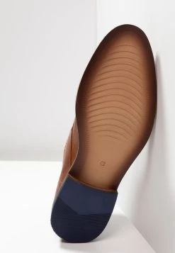 Pier One Prix Discount LEATHER - Derbies & Richelieus chaussures de ville rond homme -Promos Pier One Boutique f47ca42db8df499e9aede9cf8214a77b