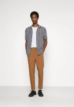 Prix Aimable Pier One Chemise chemises col revers homme -Promos Pier One Boutique f4b585ff89164f85a18ad9e45c6302a0