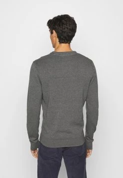 Pier One Vendre-Réclame 2 PACK - Pullover pulls et gilets col rond homme 12 Pier One Vendre-Réclame 2 PACK - Pullover pulls et gilets col rond homme -Promos Pier One Boutique f939354758d943f1950ff283b1026dd8