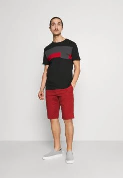 Pier One T-shirt basique Prix Bradés t-shirts col rond homme -Promos Pier One Boutique f96ac1e4ff3b4f93a37e6b0b2b819074