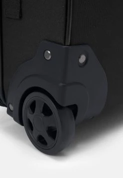 Pier One Prix Ourlé UNISEX - Valise à roulettes sacs de voyage et valises fermeture éclair 11 Pier One Prix Ourlé UNISEX - Valise à roulettes sacs de voyage et valises fermeture éclair -Promos Pier One Boutique fa1bd0743774491e8f8e3e9cd79bab03