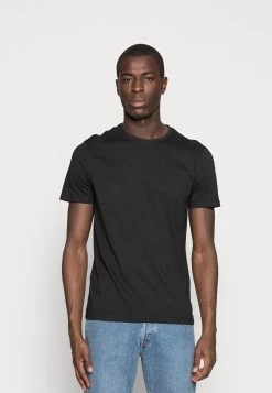 Prix Préférentiel Pier One 3 PACK - T-shirt basique t-shirts col rond homme 22 Prix Préférentiel Pier One 3 PACK - T-shirt basique t-shirts col rond homme -Promos Pier One Boutique faaef409c49e489584c4c32392f772cb