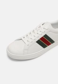 Pier One Un Tarif Préférentiel UNISEX - Baskets basses sneakers rond homme -Promos Pier One Boutique fc8520cb4a4943c1824980e3a038b36f